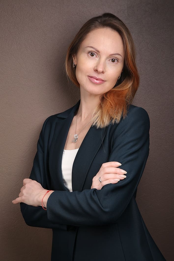 zharnikova.jpg